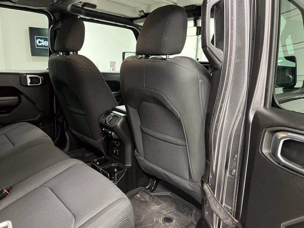 Used 2023 Jeep Gladiator Sport AWD/4WD image 53