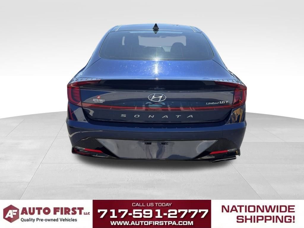 Used 2022 Hyundai Sonata Limited w/ Preferred Accessory Package FWD image 4