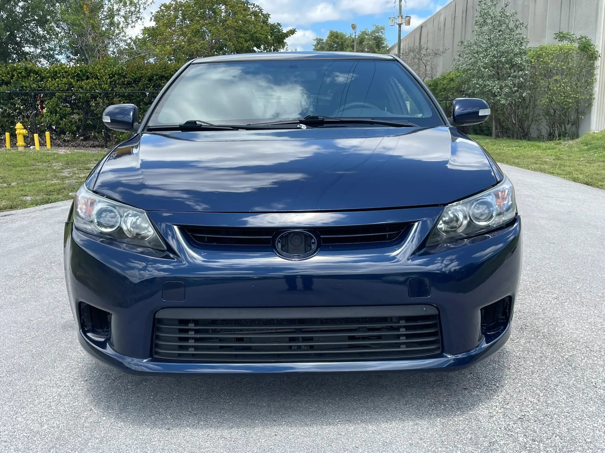 Used 2012 Scion tC FWD image 3
