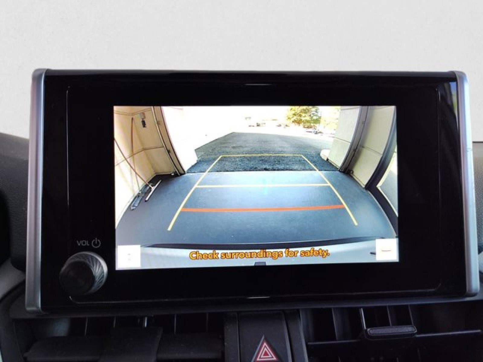 Used 2024 Toyota RAV4 XLE w/ Convenience Package image 17