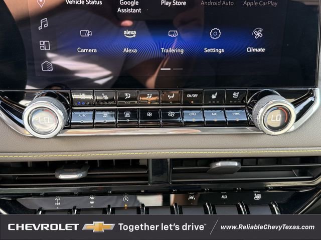 Used 2024 Chevrolet Colorado ZR2 w/ ZR2 Convenience Package III AWD/4WD image 24