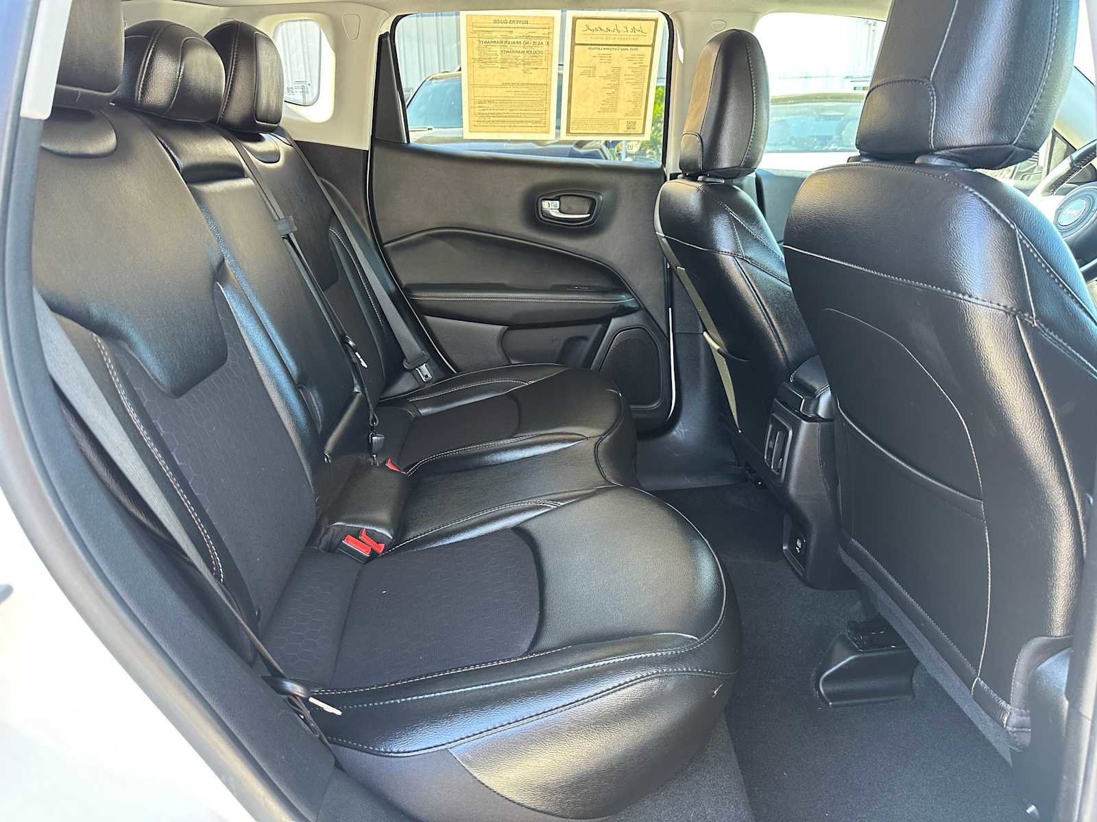 Used 2020 Jeep Compass Latitude AWD/4WD image 12