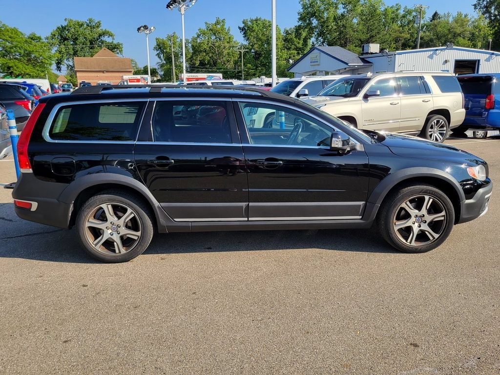 Used 2014 Volvo XC70 T6 AWD/4WD image 3