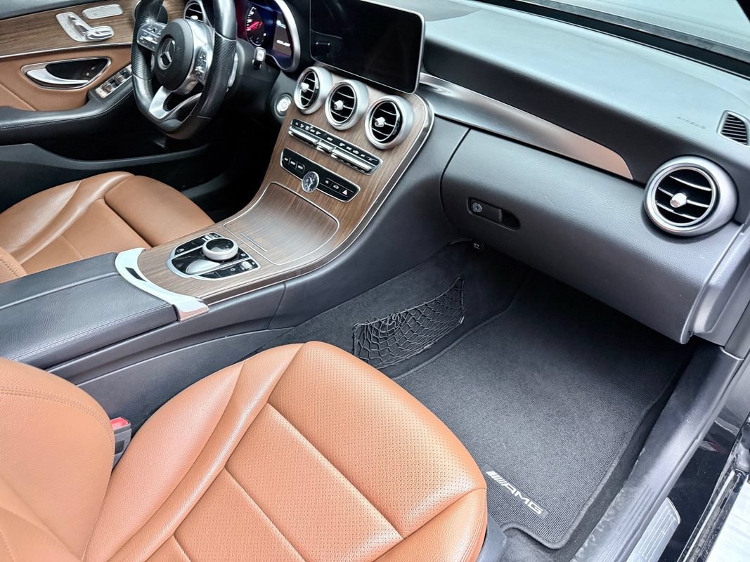 Used 2019 Mercedes-Benz C 300 4MATIC Sedan image 11
