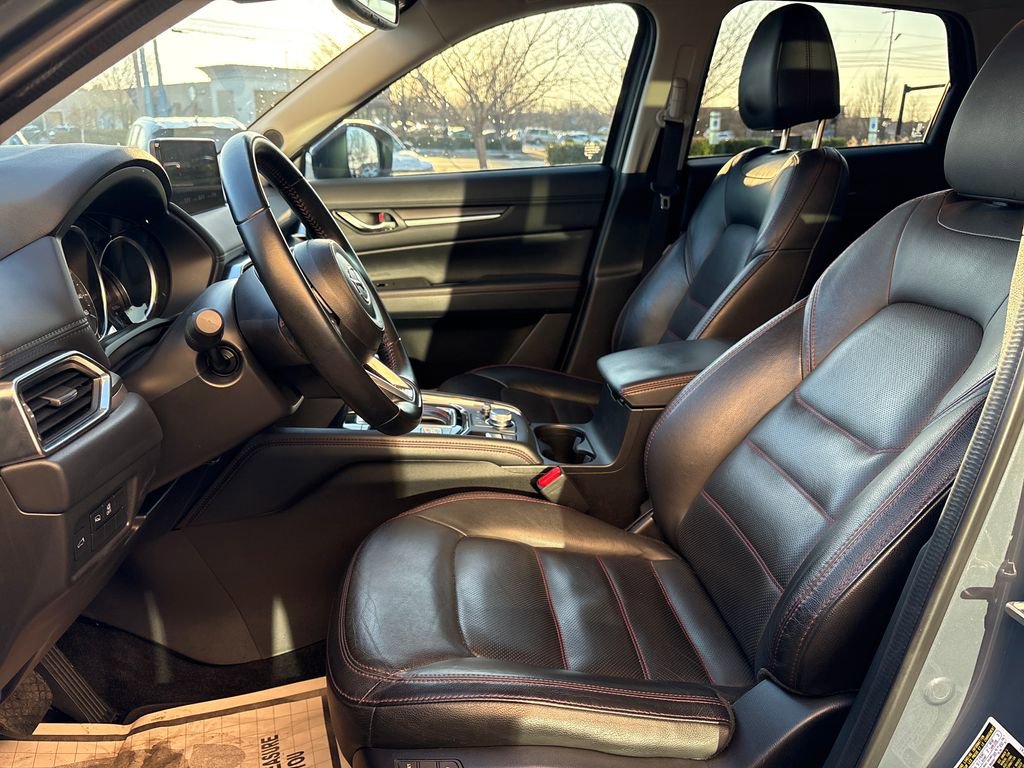 Used 2023 MAZDA CX-5 Carbon Edition image 17