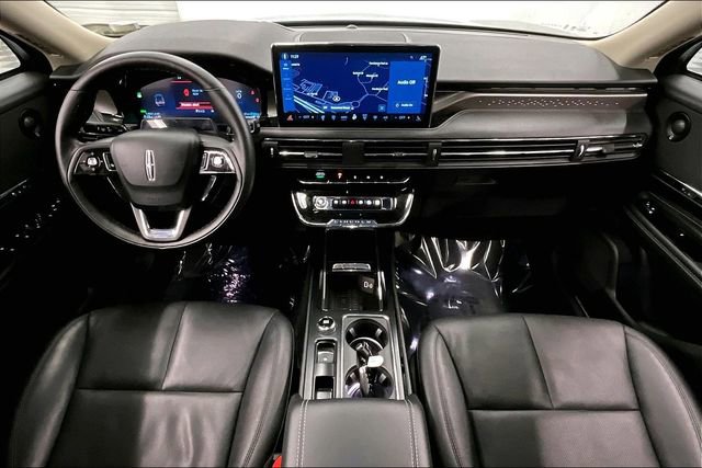 Used 2025 Lincoln Corsair Grand Touring w/ Equipment Group 302A image 17