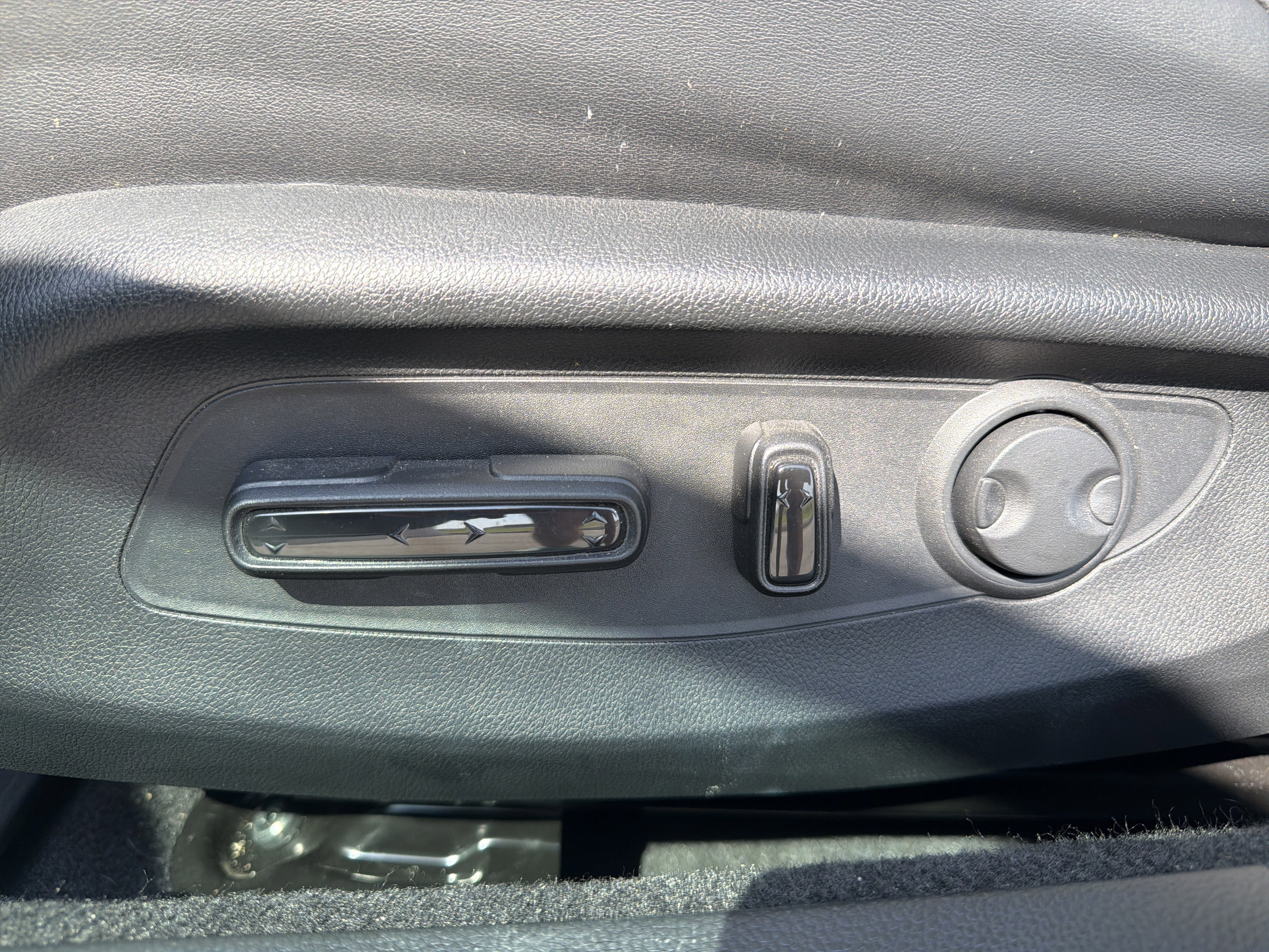 Certified 2025 Honda Accord Touring image 10