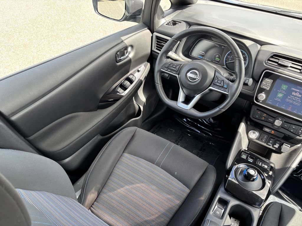 Used 2025 Nissan Leaf SV Plus FWD image 20