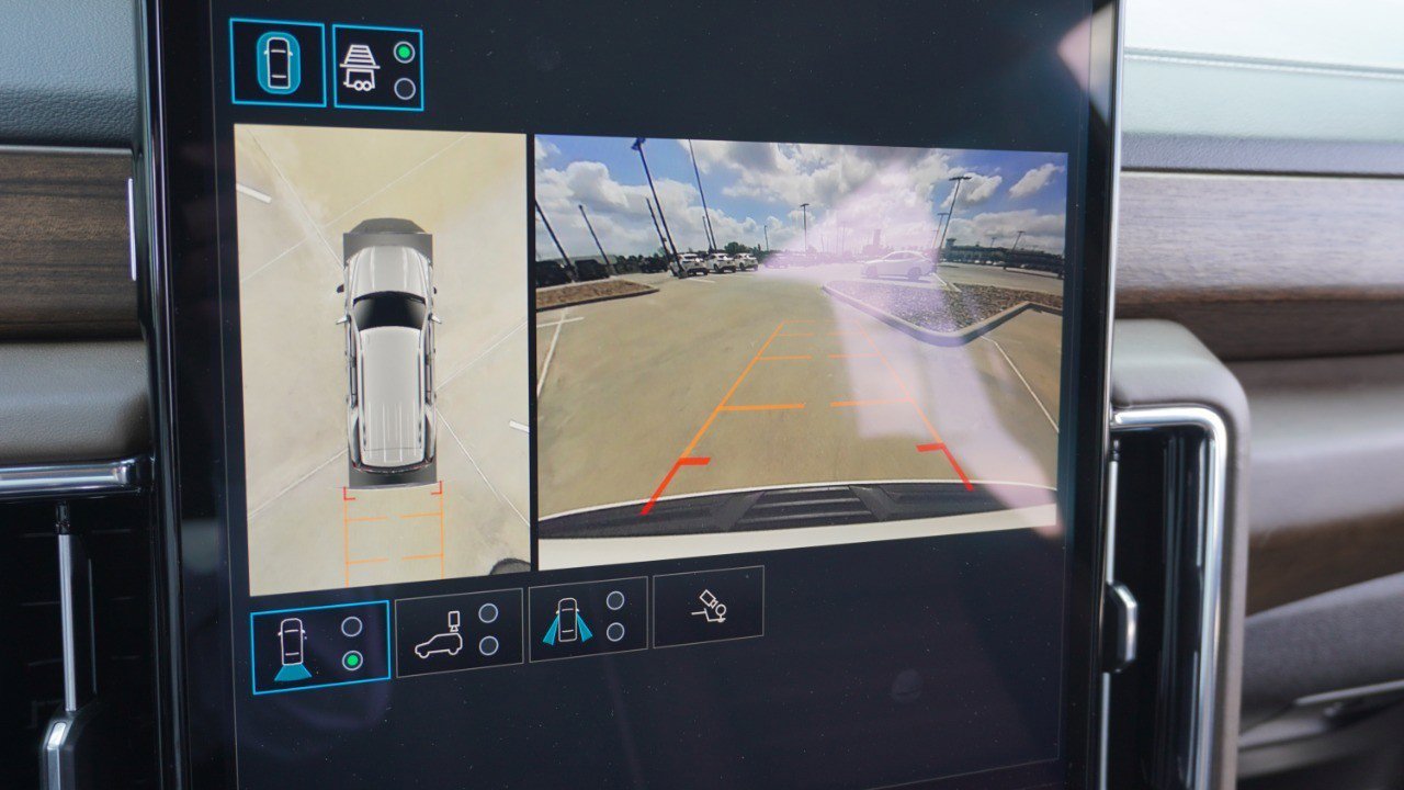 Used 2025 GMC Yukon Denali Ultimate image 20