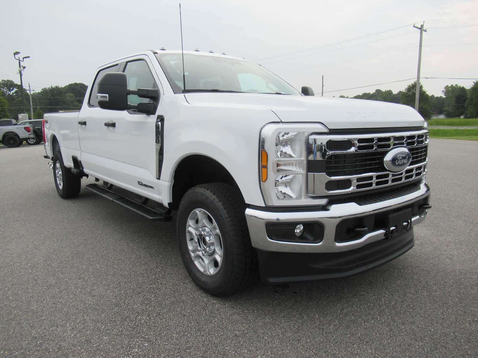 New 2026 Ford F250 XLT AWD/4WD image 3