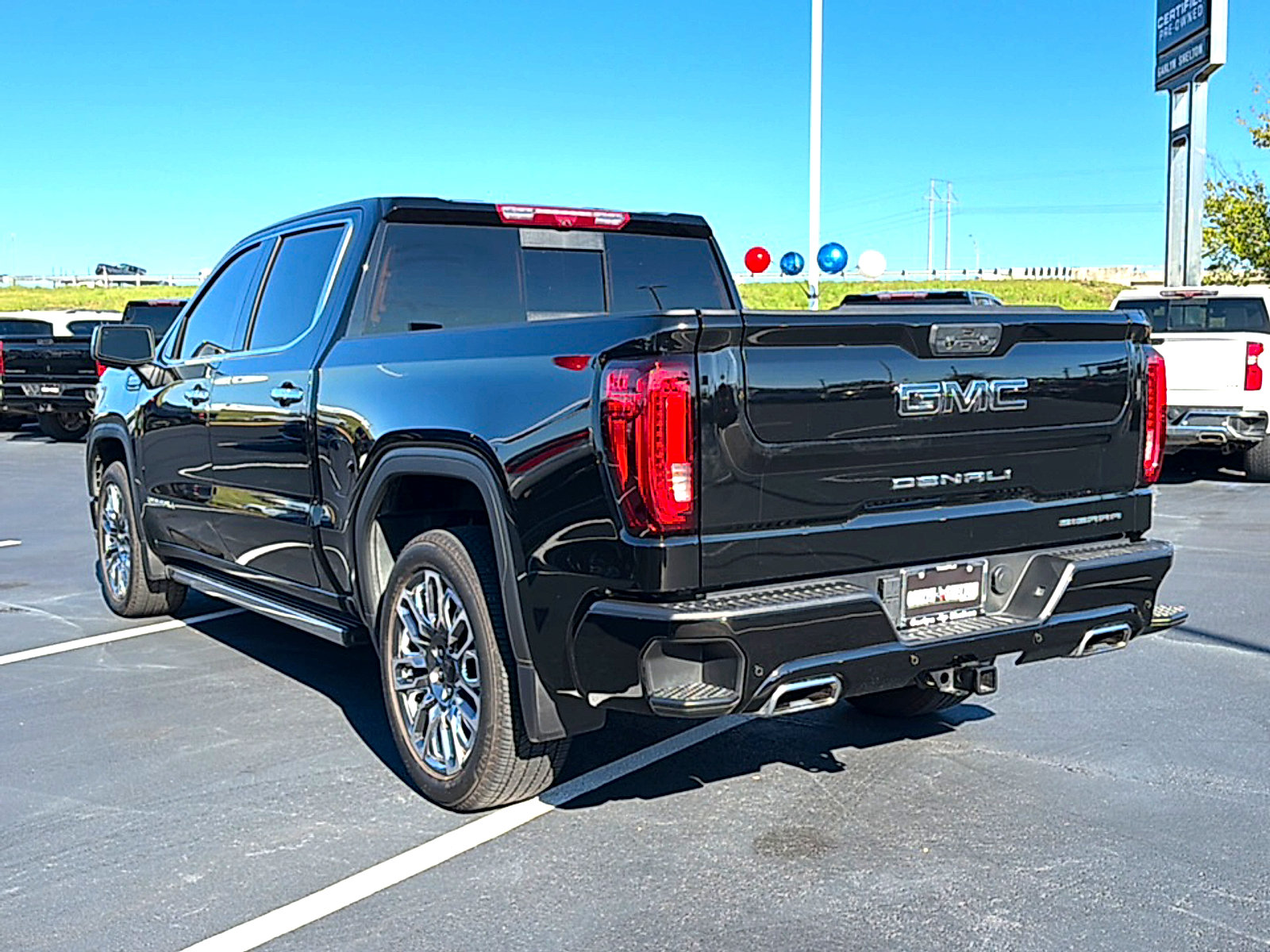 Used 2026 GMC Sierra 1500 Denali Ultimate AWD/4WD image 6