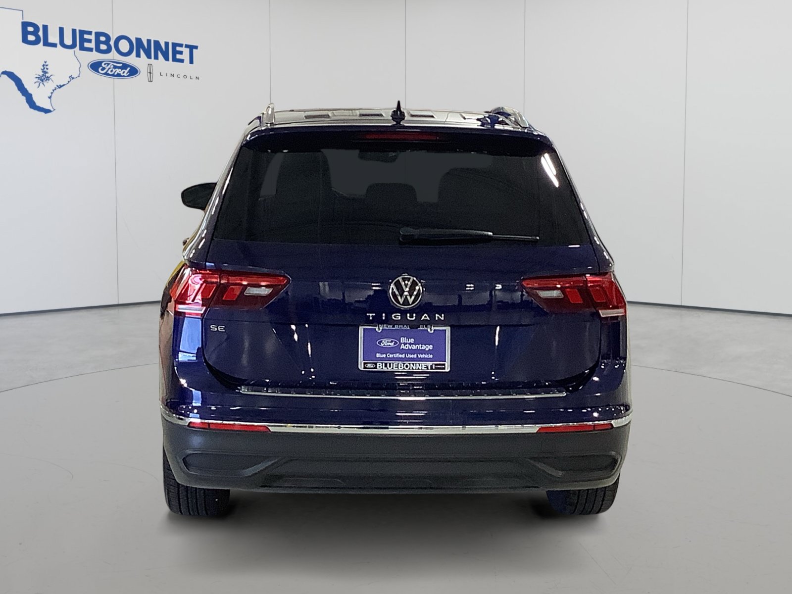 Used 2022 Volkswagen Tiguan SE FWD image 6