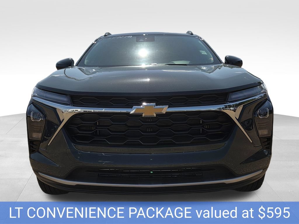 New 2026 Chevrolet Trax LT w/ LT Convenience Package FWD image 3