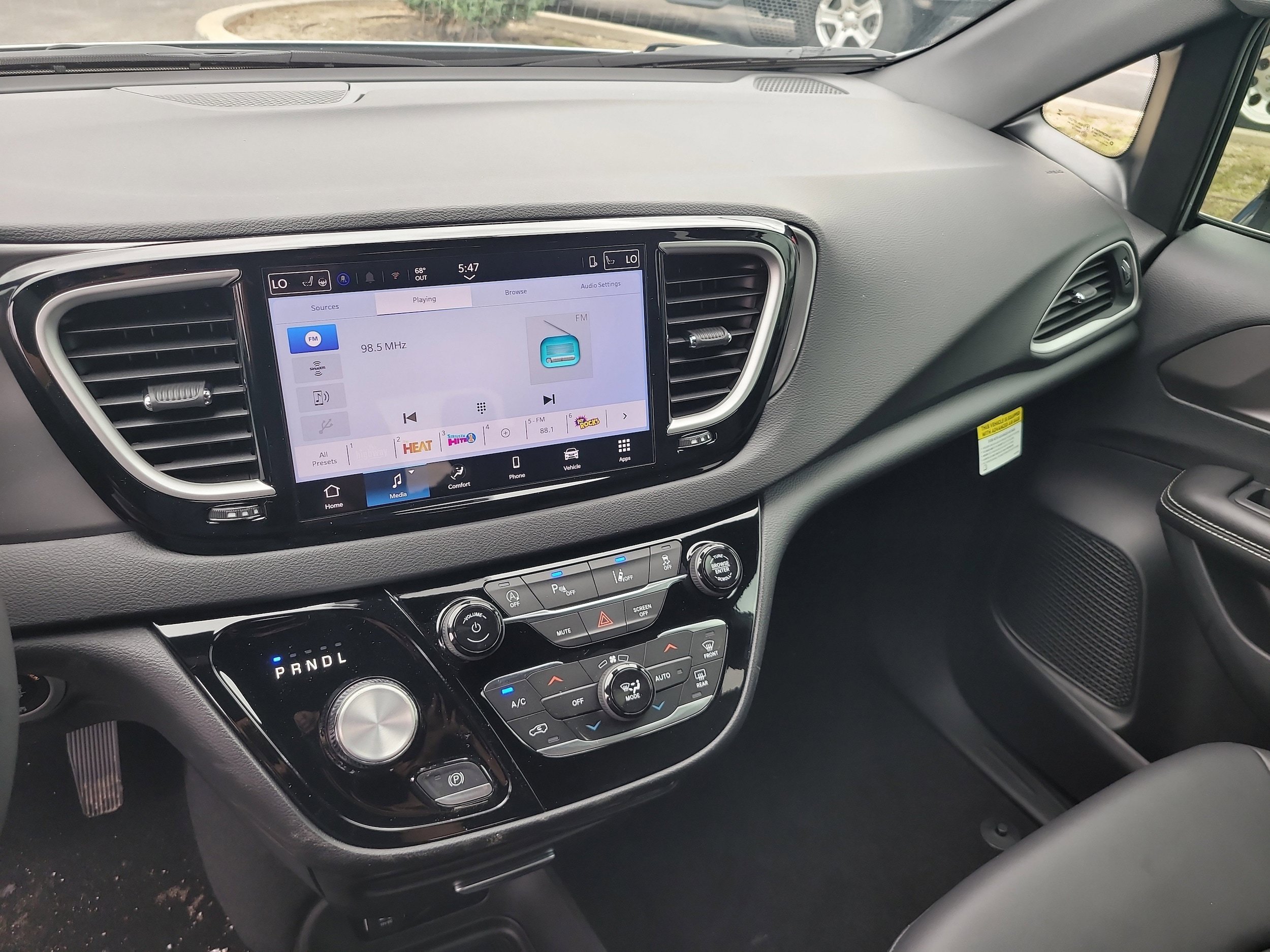 New 2026 Chrysler Voyager LX FWD image 17