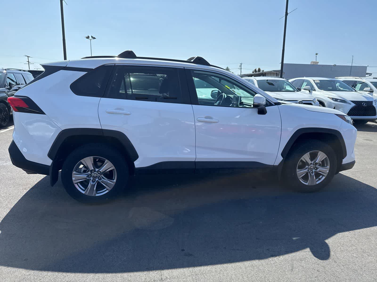 Used 2023 Toyota RAV4 XLE w/ Convenience Package FWD image 11