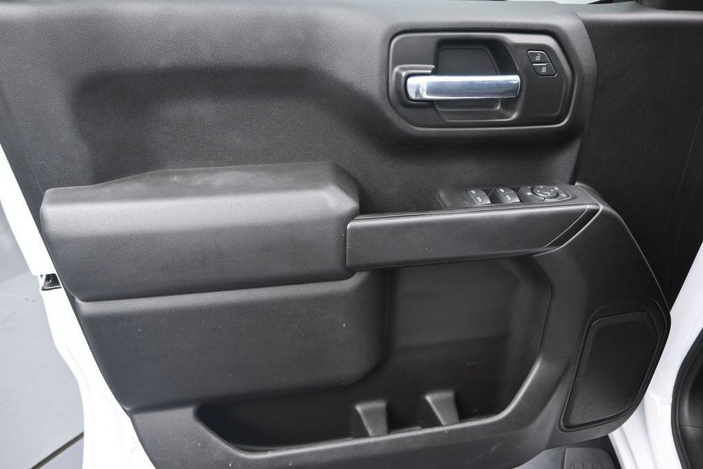 Used 2023 Chevrolet Silverado 1500 Custom RWD image 11