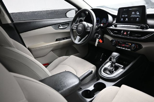 Used 2019 Kia Forte LXS FWD image 11