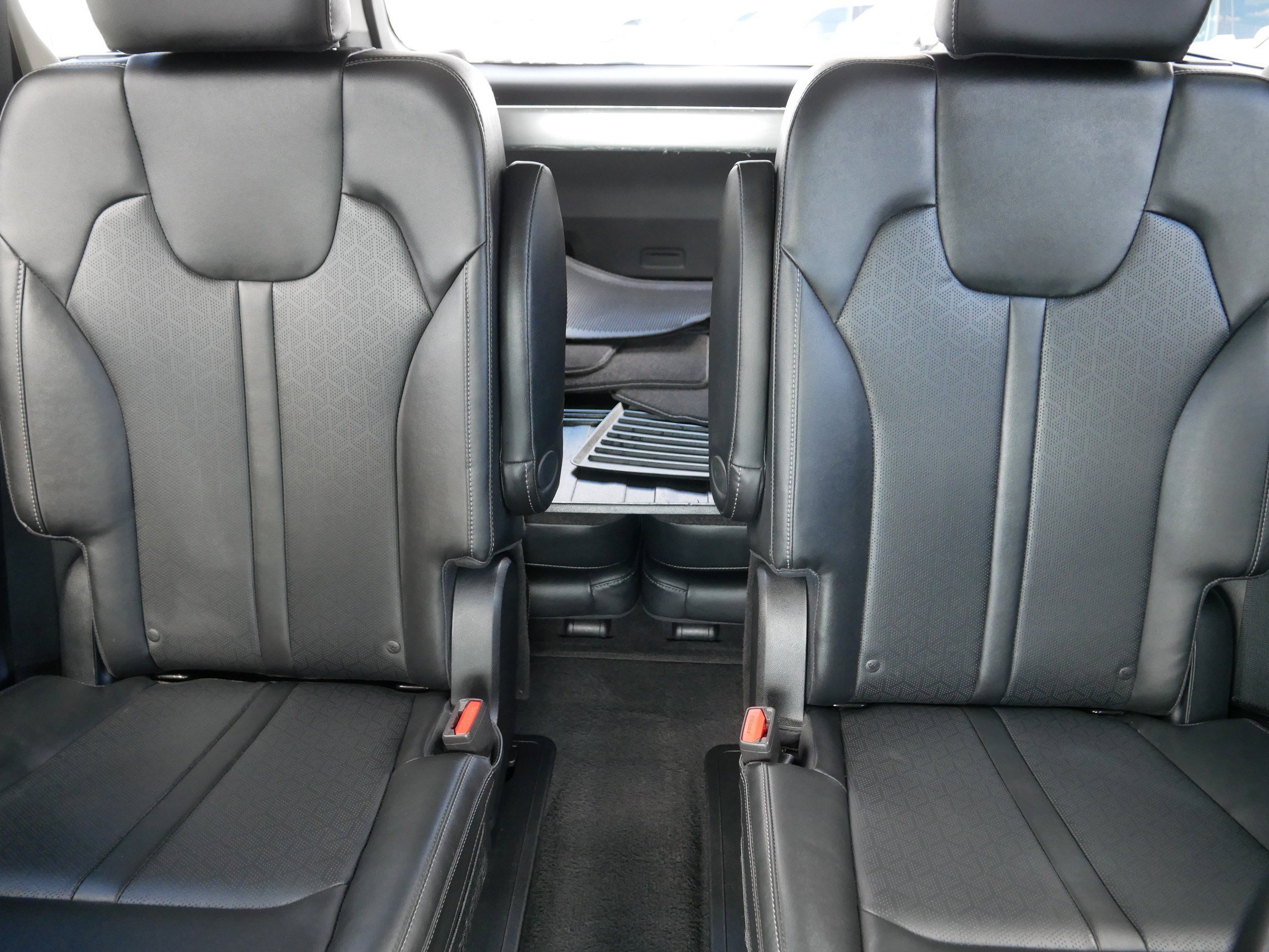 Certified 2023 Kia Sorento X-Line EX AWD/4WD image 13