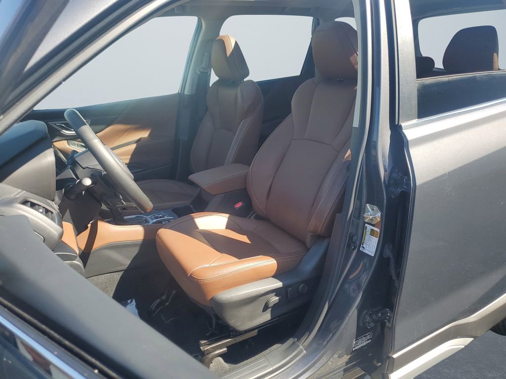 Used 2020 Subaru Forester Touring image 9