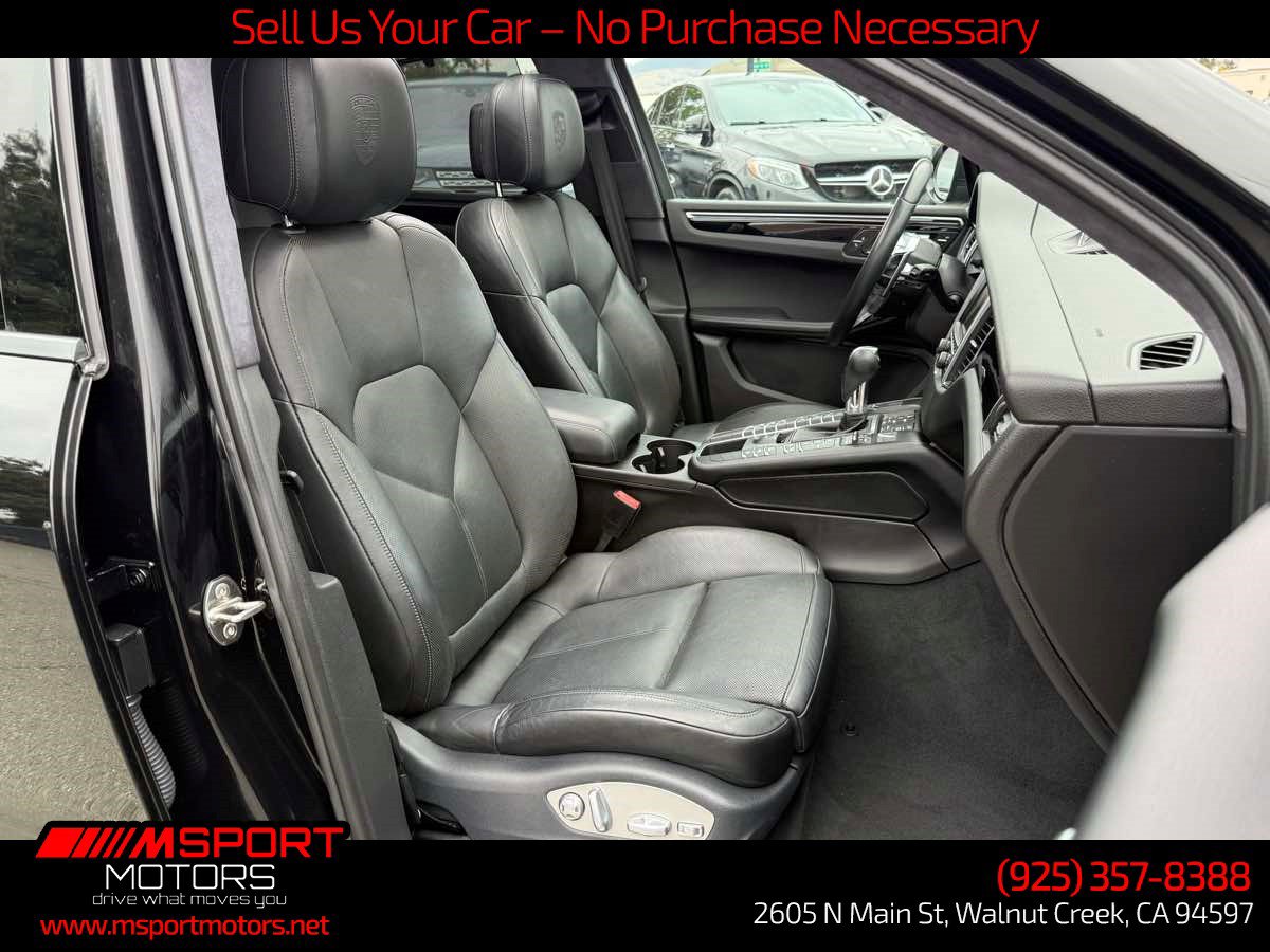 Used 2015 Porsche Macan Turbo AWD/4WD image 21