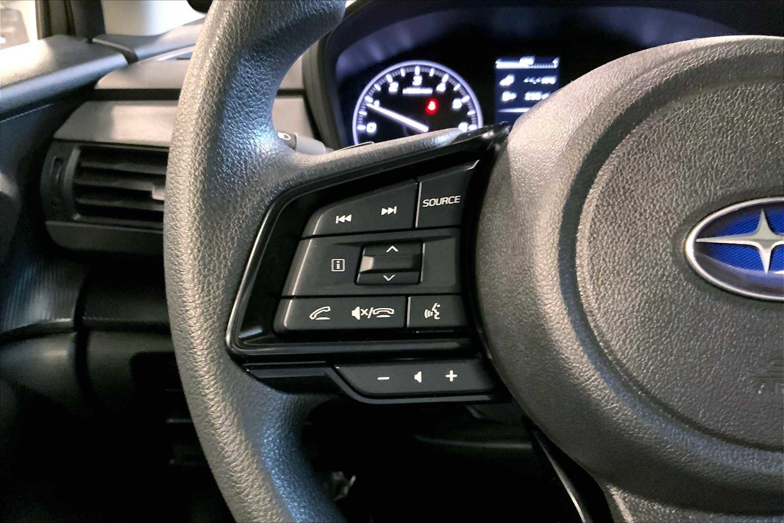 Certified 2025 Subaru Crosstrek 2.0i Premium image 25