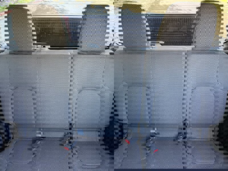 Used 2015 Nissan Frontier S image 25