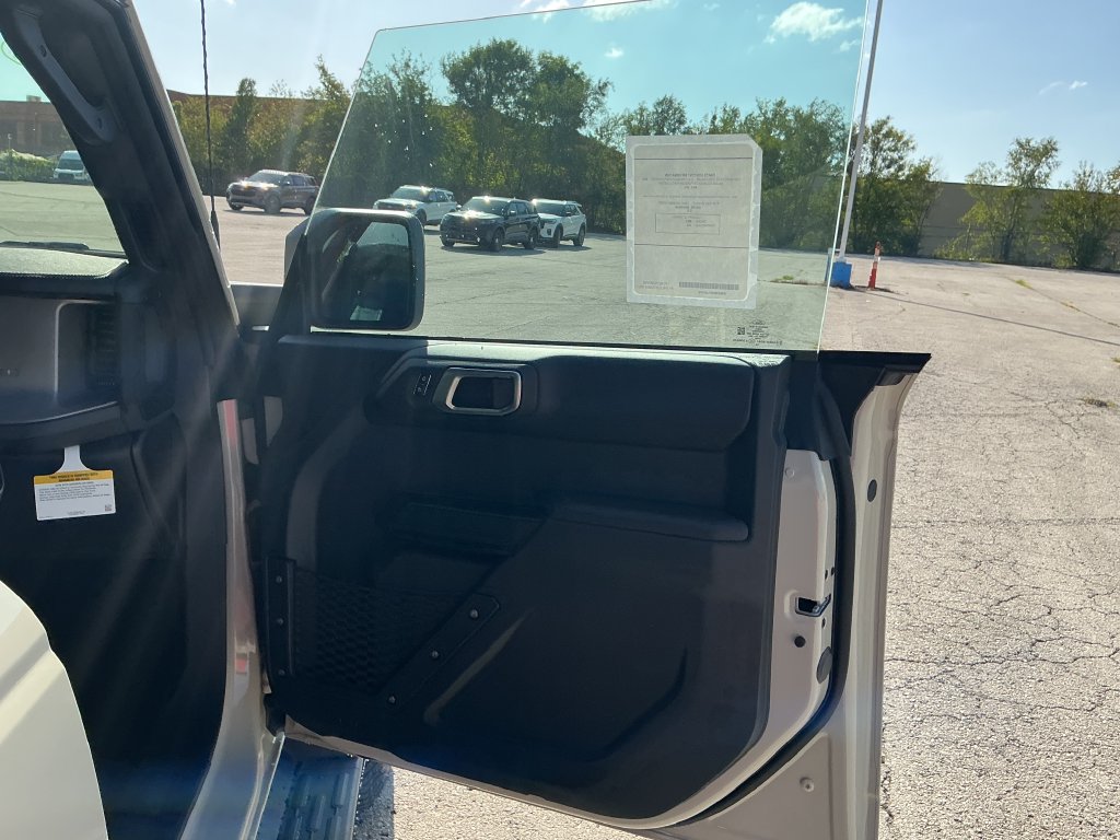 New 2026 Ford Bronco Outer Banks w/ Sasquatch Package AWD/4WD image 16