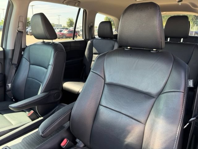 Used 2017 Honda Pilot EX-L image 11
