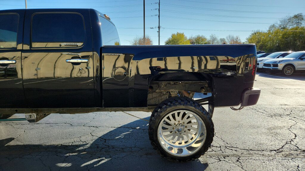 Used 2012 Chevrolet Silverado 2500 LT w/ Texas Edition image 20