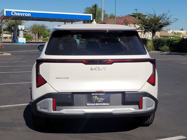 New 2027 Kia Seltos LX FWD image 5