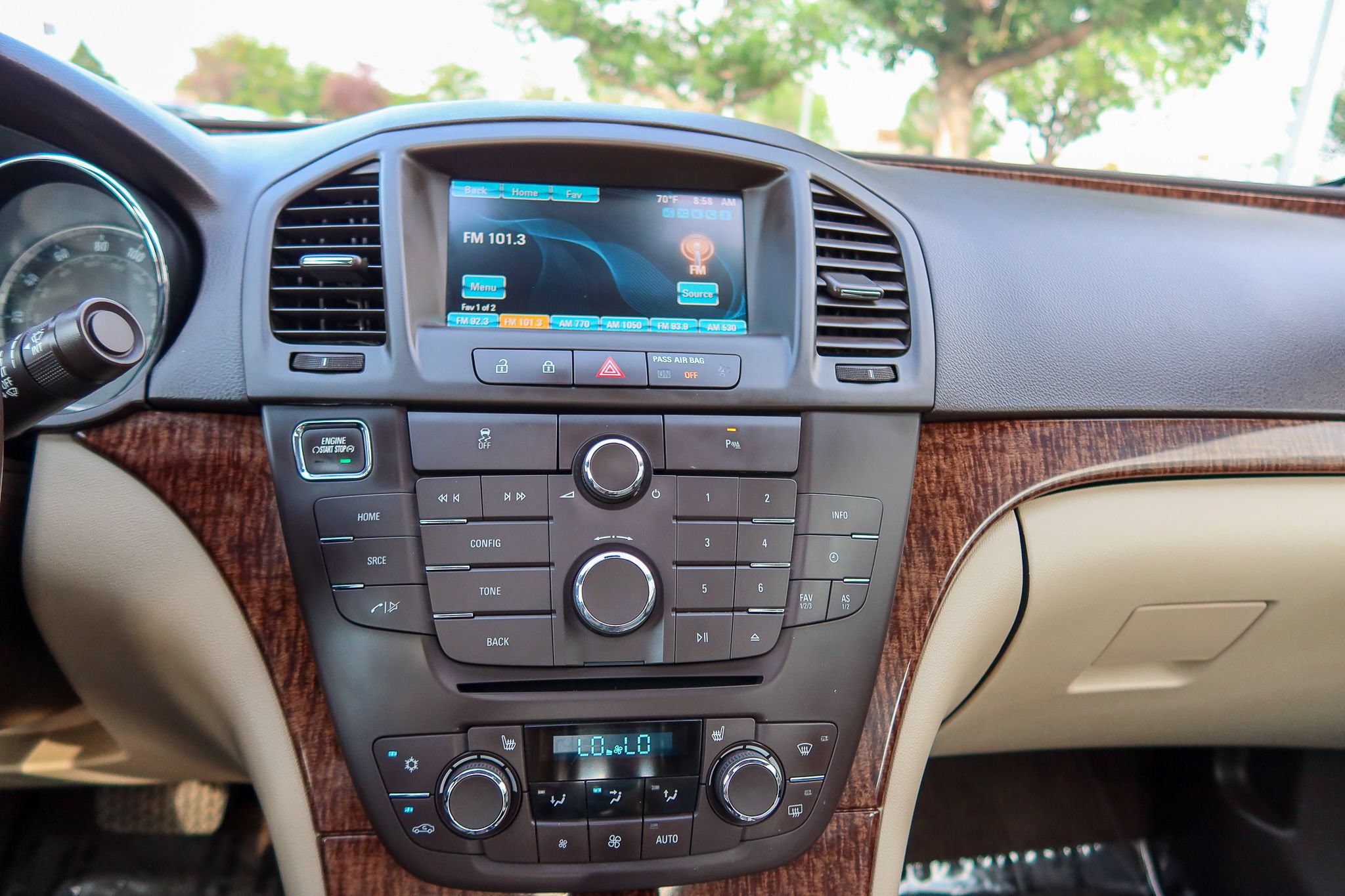 Used 2013 Buick Regal Premium FWD image 24