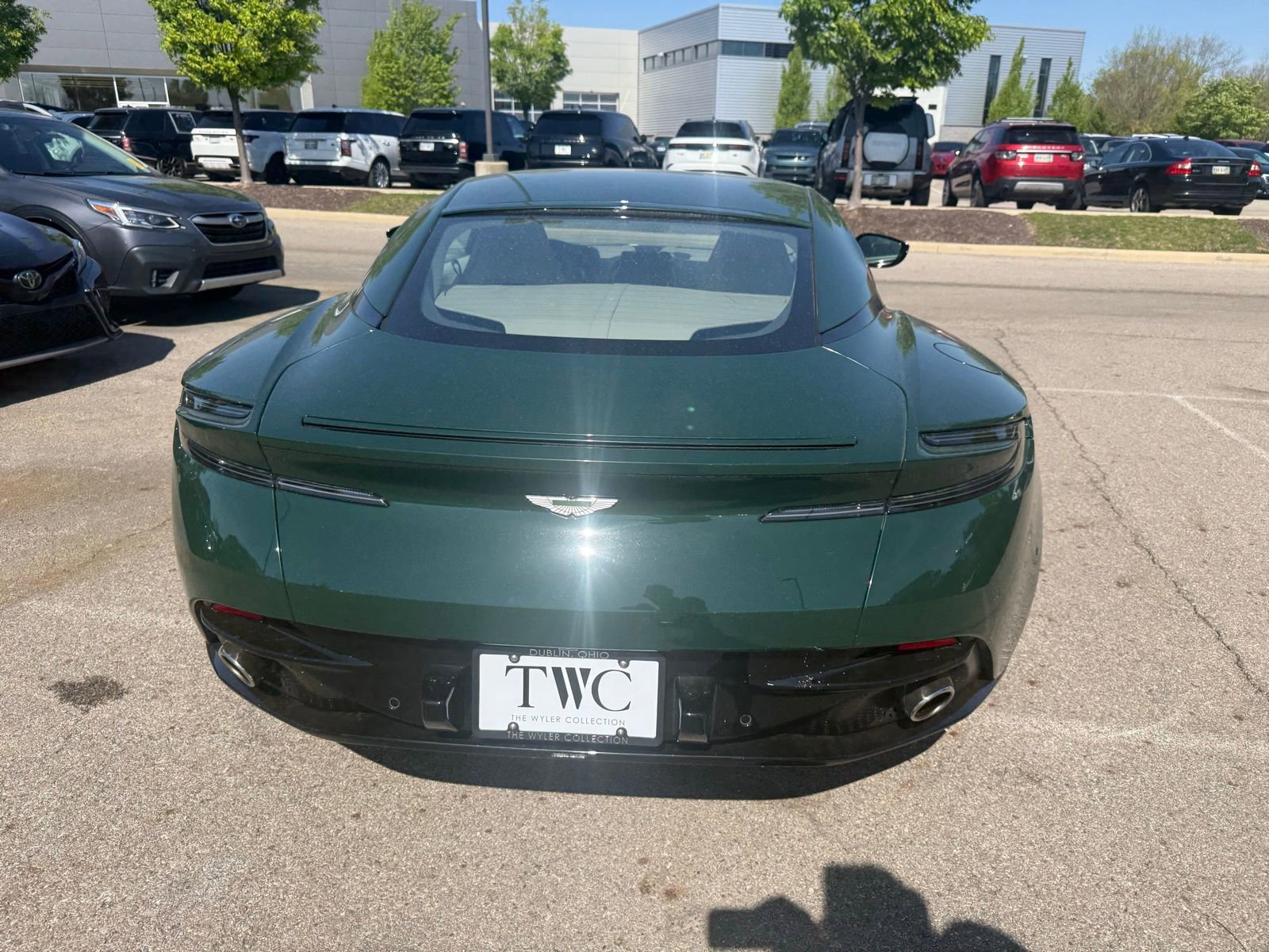 Used 2017 Aston Martin DB11 V12 image 6