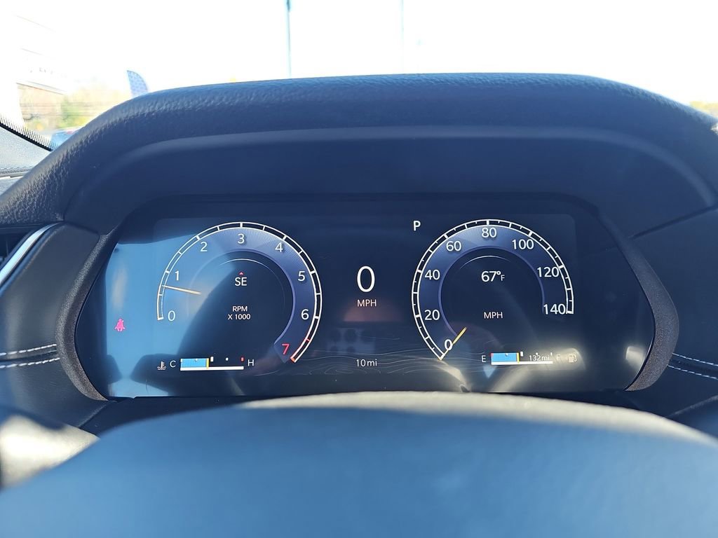 New 2025 Jeep Grand Cherokee Altitude image 16