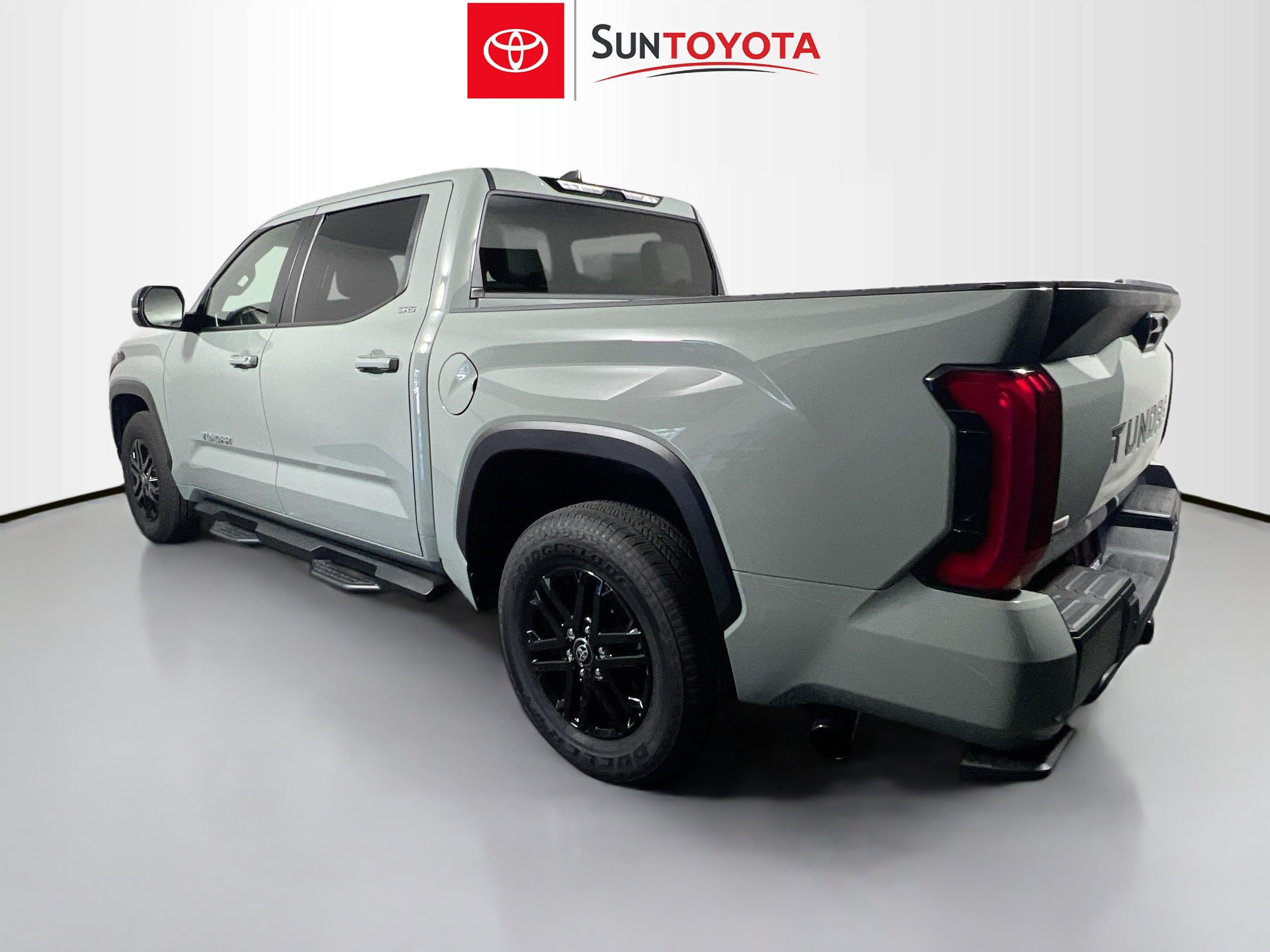 Used 2026 Toyota Tundra SR5 w/ SR5 Premium Package RWD image 5