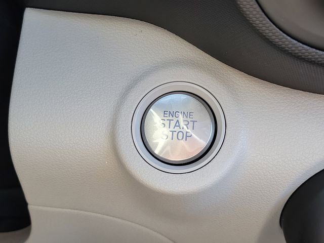 New 2026 Hyundai Venue SEL image 8