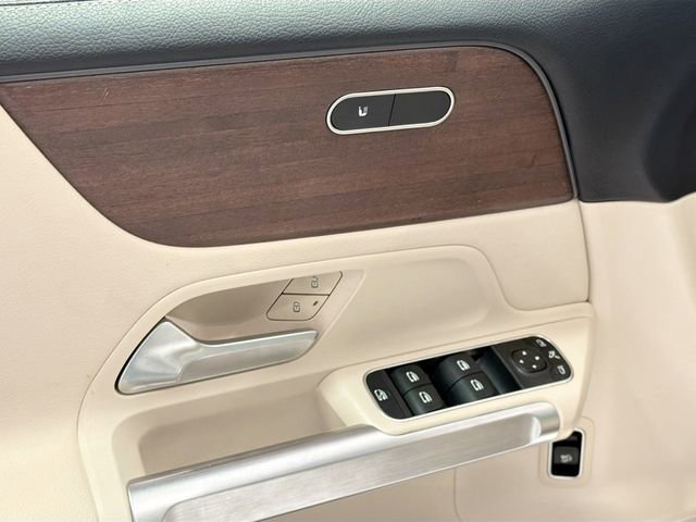 Used 2022 Mercedes-Benz GLB 250 GLB 250 image 15