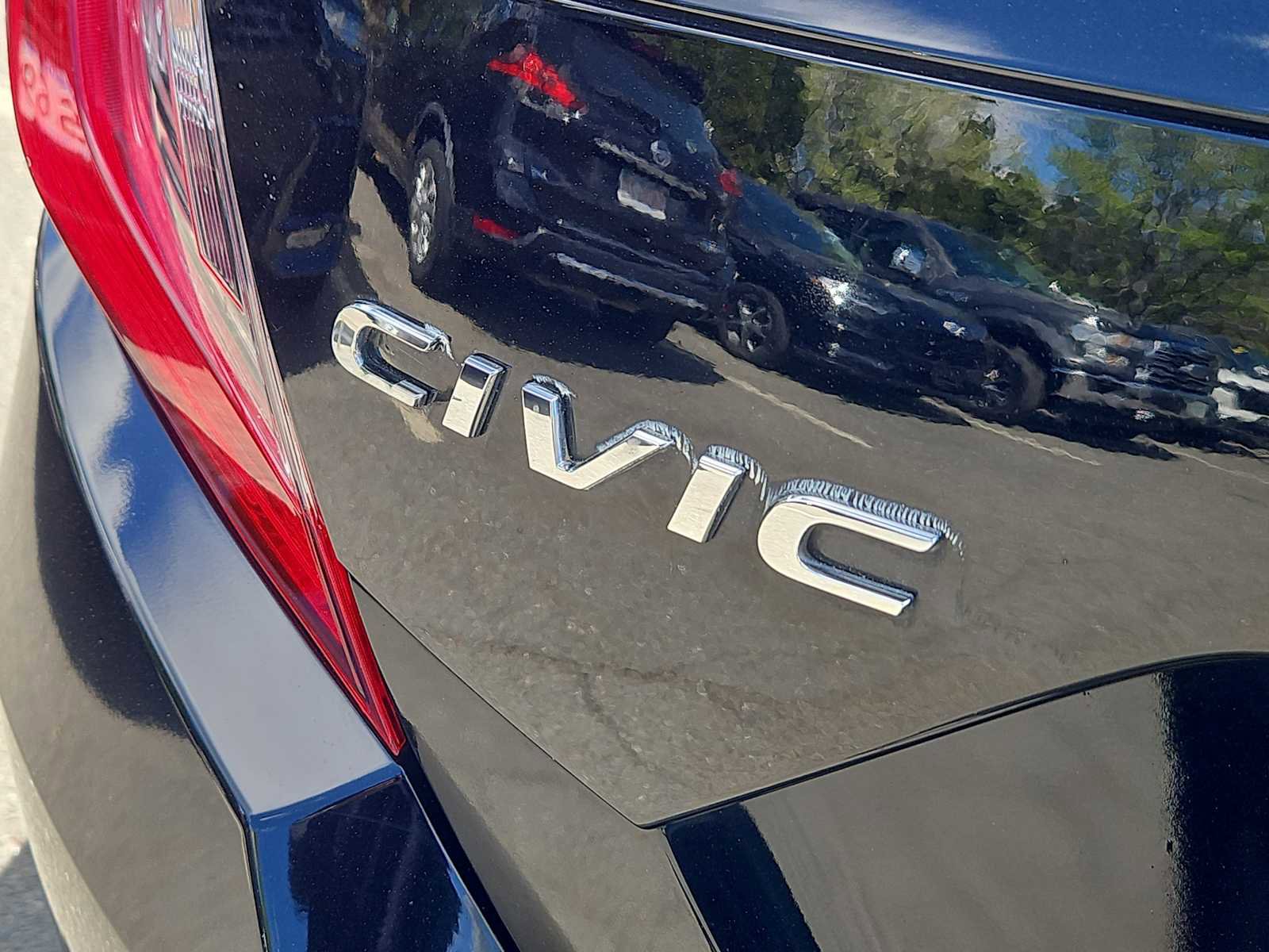 Used 2018 Honda Civic LX image 5