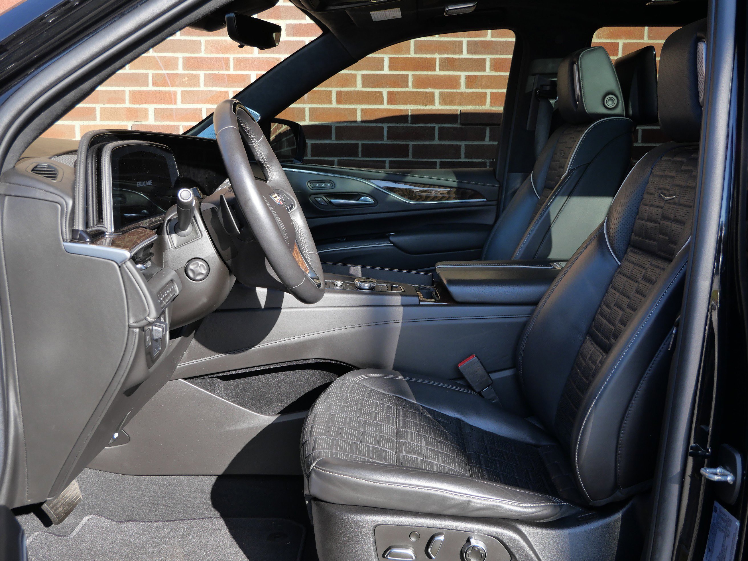 Certified 2021 Cadillac Escalade Sport Platinum image 6