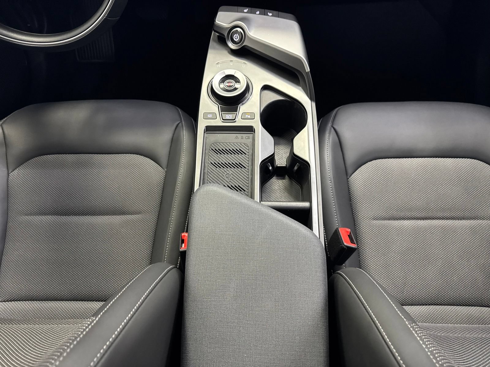 Used 2024 Kia EV6 Light AWD/4WD image 27