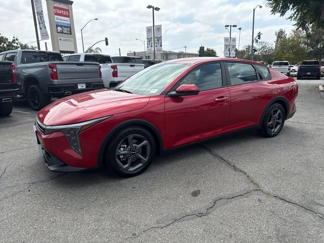 Used 2025 Kia K4 FWD image 1