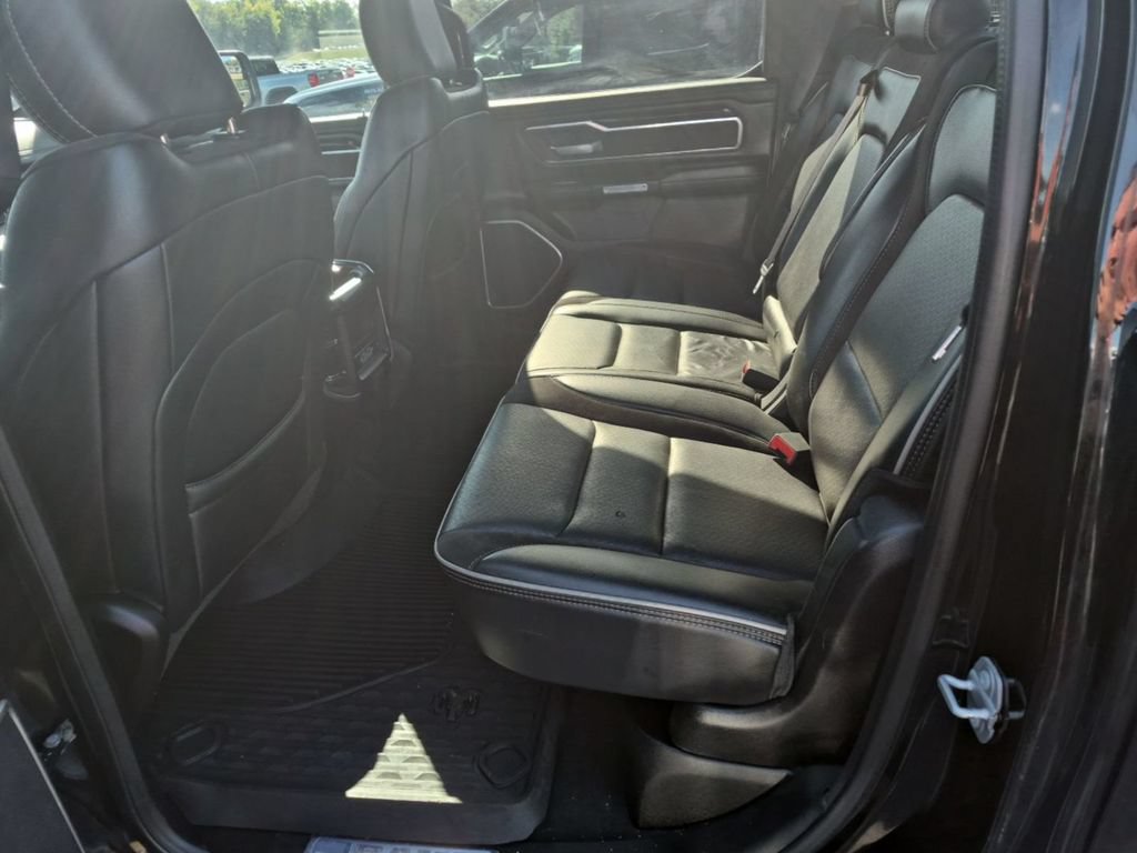 Used 2020 RAM 1500 Laramie AWD/4WD image 4