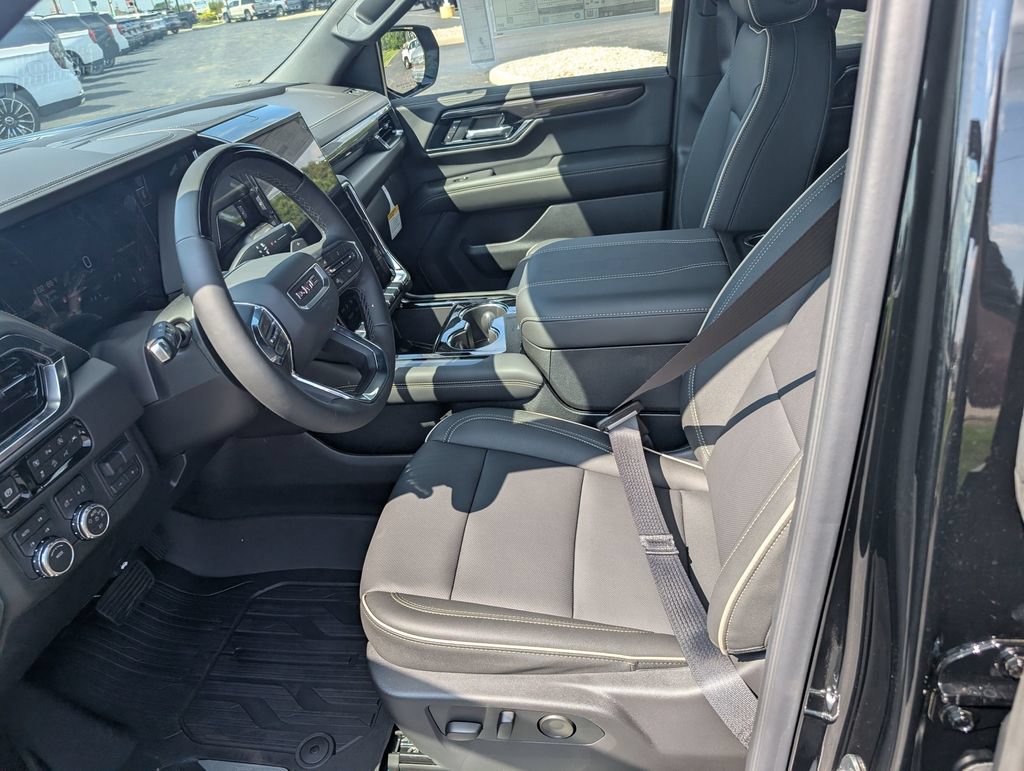 New 2026 GMC Yukon XL Elevation w/ Elevation Premium Package AWD/4WD image 14