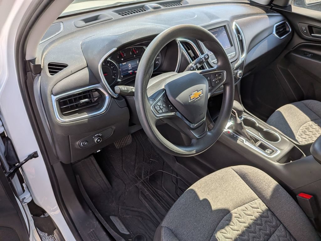 Used 2023 Chevrolet Equinox LT w/ LPO, Floor Liner Package AWD/4WD image 18