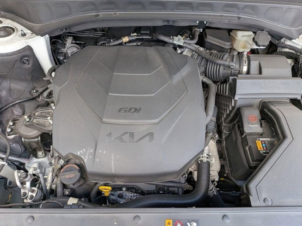 Certified 2022 Kia Telluride SX w/ SX Prestige Package image 36