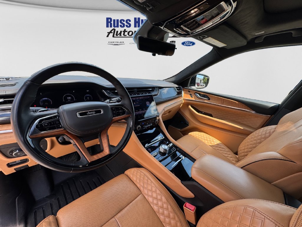Used 2022 Jeep Grand Cherokee L Summit w/ Advanced Protech Group IV AWD/4WD image 20