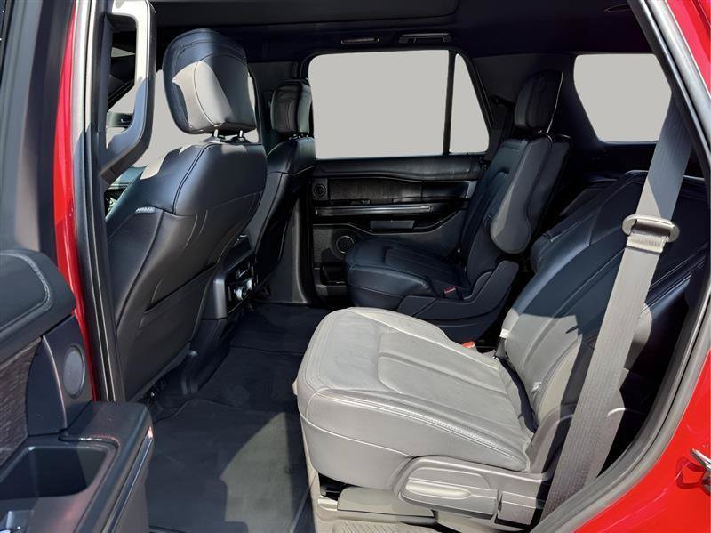 Used 2020 Ford Expedition Limited w/ Special Edition Package RWD image 28