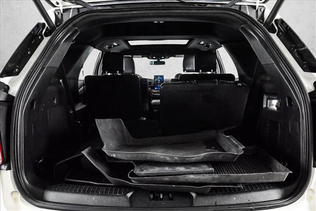 Used 2020 Ford Explorer ST w/ ST Street Pack image 6