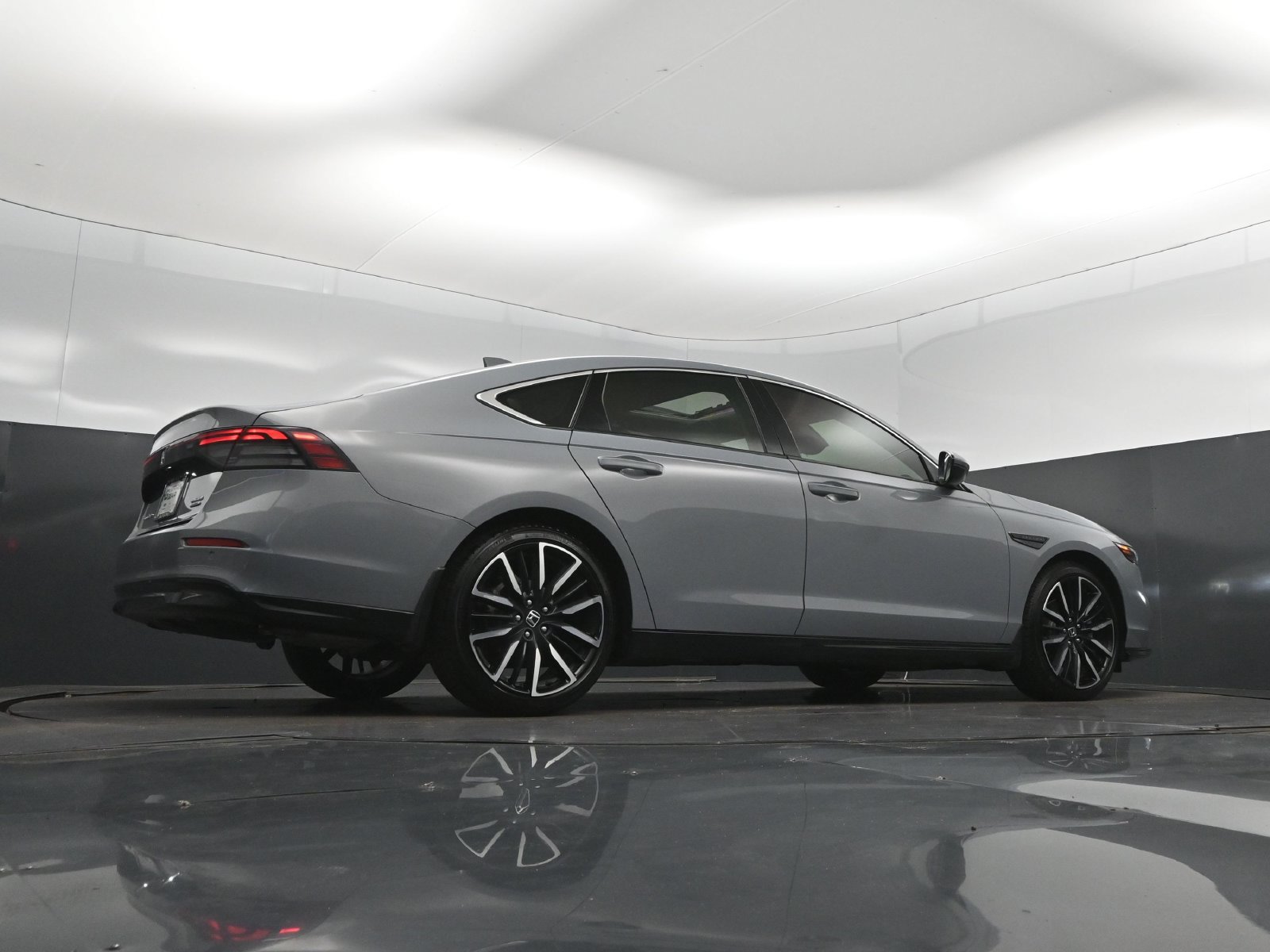 Used 2025 Honda Accord Touring image 42