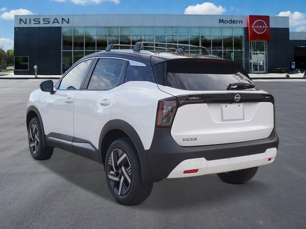 New 2027 Nissan Kicks SV FWD image 3