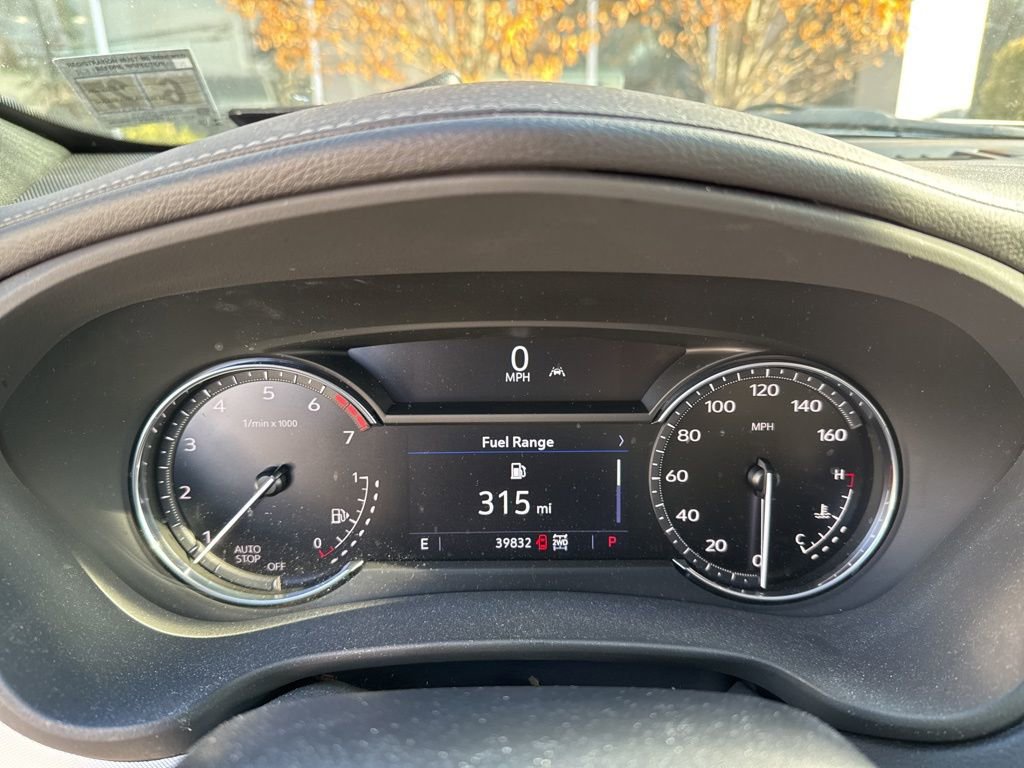 Certified 2022 Cadillac XT4 Premium Luxury w/ Enhanced Visibility Package image 6